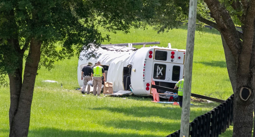 Niegan fianza a conductor que chocó contra autobús de jornaleros en Florida