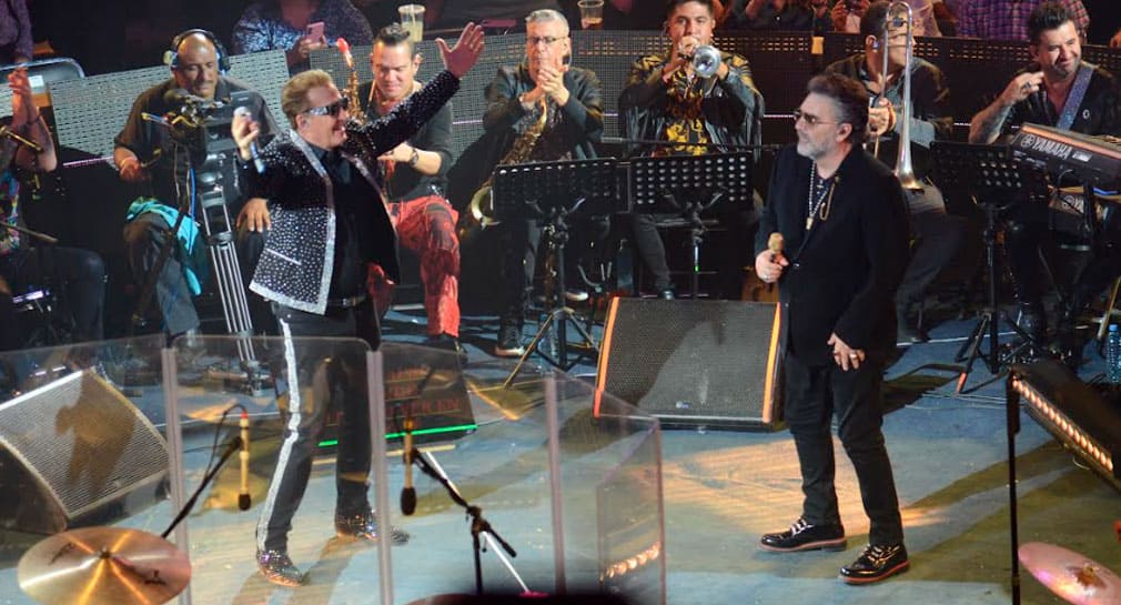 Cautivan Emmanuel y Mijares con su música a asistentes al Palenque de la ExpoGan 2024
