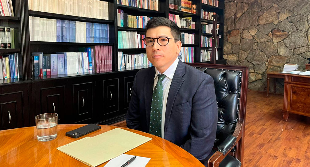 No renunciará presidente de CEDH porque no hay circunstancia que lo justifique, afirma y enfrenta a FGJE por cuestionarlo