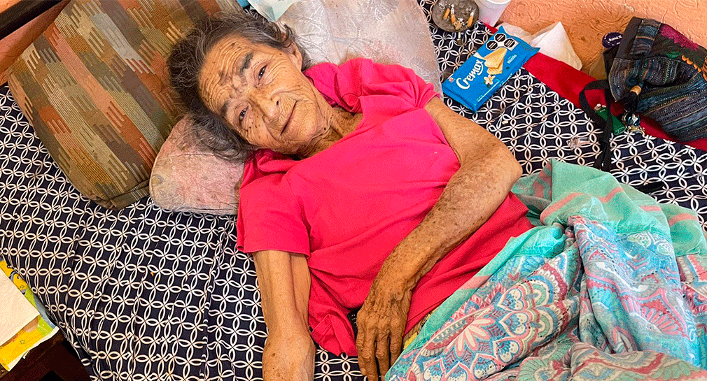 María Luisa, de 75 años, está postrada en cama y tiene un diagnóstico de cáncer; solicita apoyo en Hermosillo