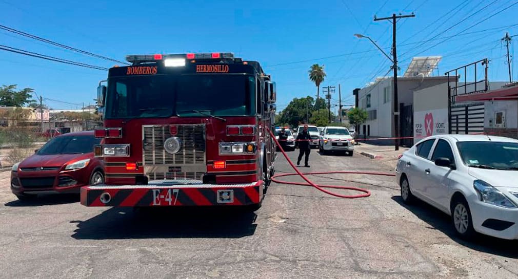 Incendio en domicilio deja hombre con quemaduras en colonia San Benito, de Hermosillo