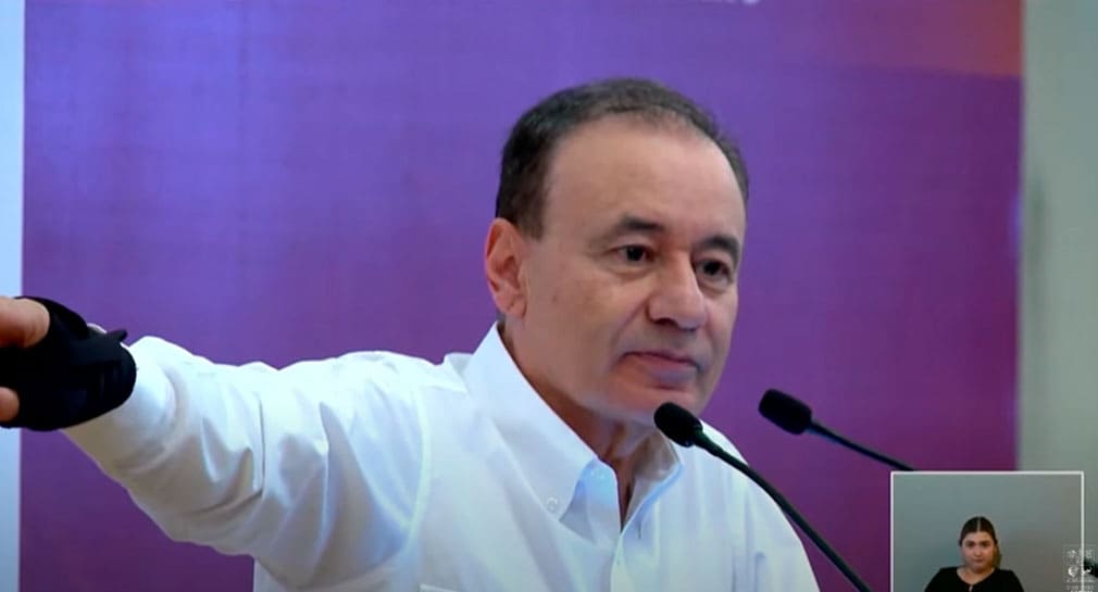Anuncia Alfonso Durazo pago de retroactivo e incremento de sueldo para maestros en Sonora