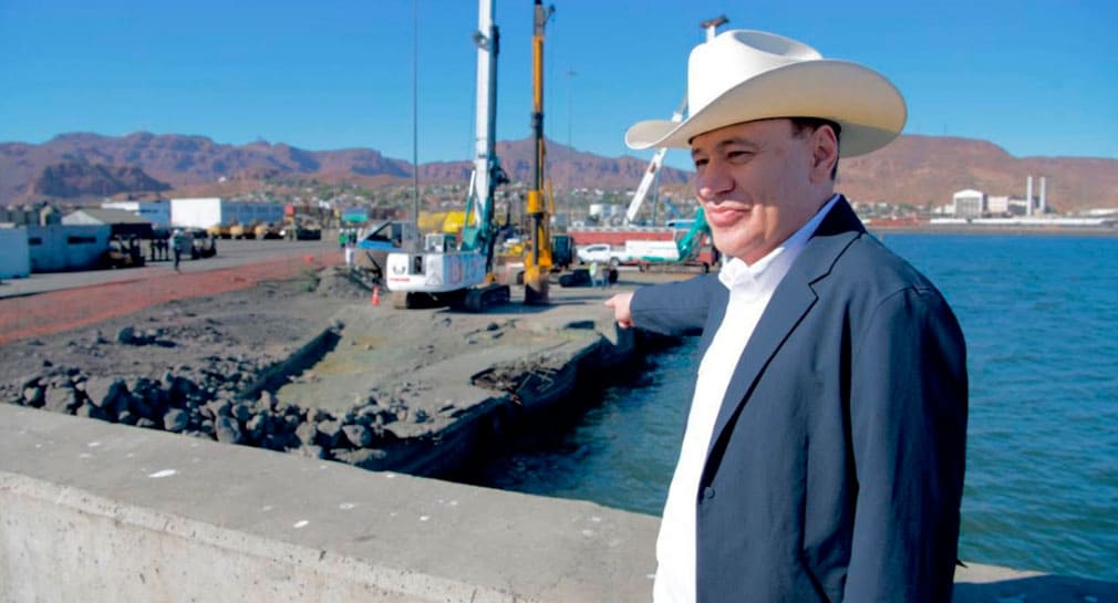 Anuncia gobernador Durazo plan piloto de Ford para envío de vehículos por el Puerto de Guaymas