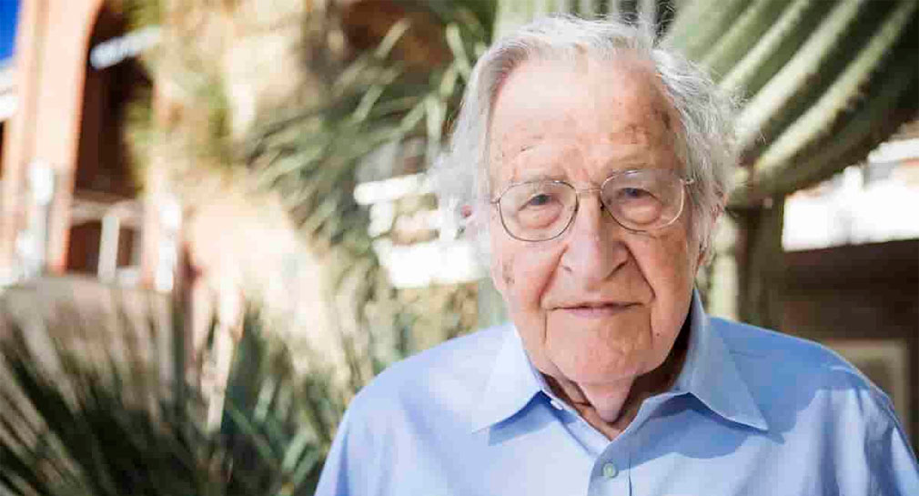 Dan de alta a Noam Chomsky de hospital de Sao Paulo