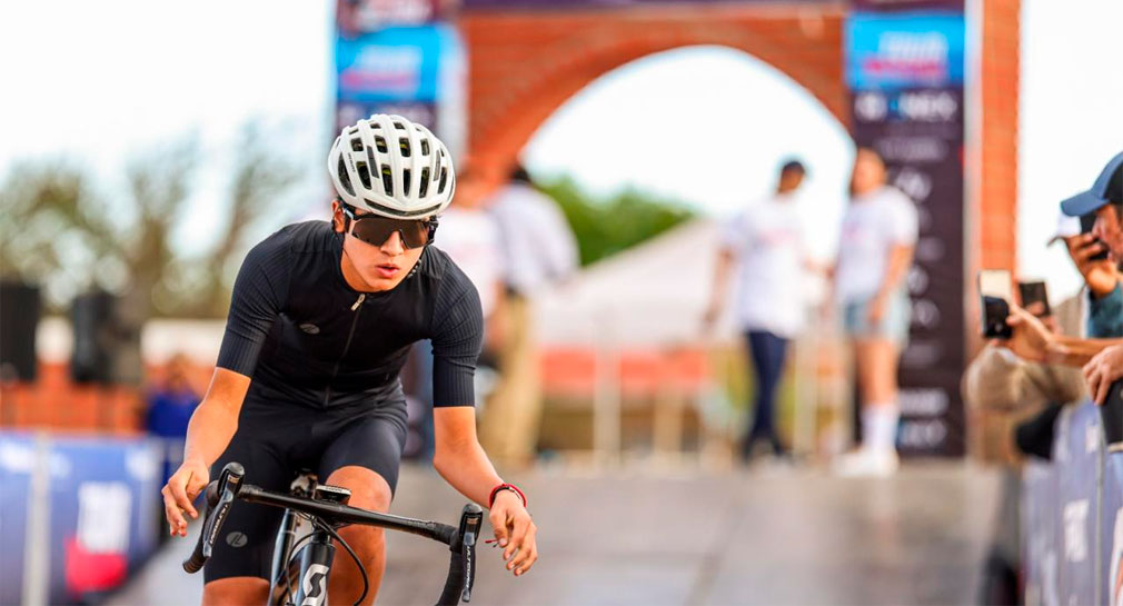 Inicia 4° etapa de Tour Venados 2024 en Cananea, Sonora con prueba contrarreloj de ciclismo