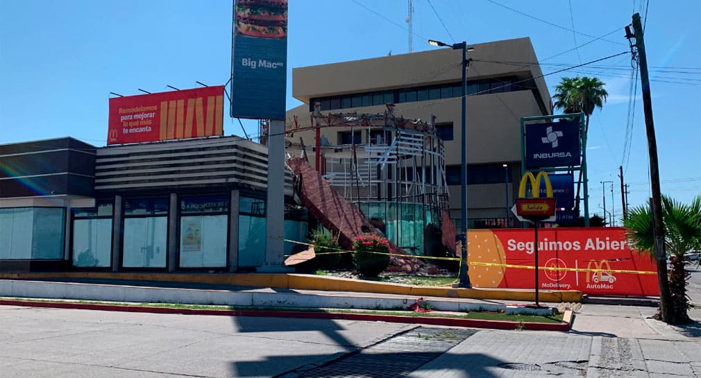 Derrumban área de juegos de McDonalds en Solidaridad y Colosio por trabajos de remodelación en Hermosillo