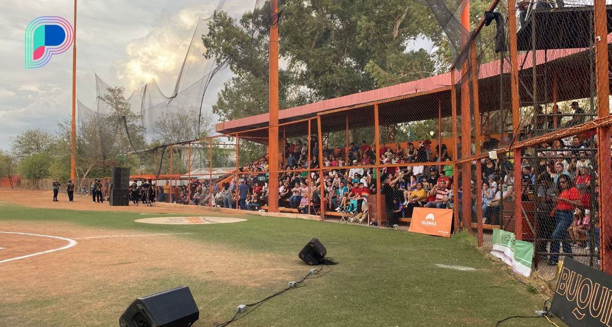 Así se vivió el ambiente durante inauguración de Liga del Sol con lanzamiento de Carín León de primera bola en Hermosillo