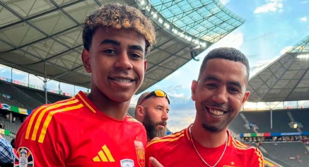 Apuñalan al papá del futbolista del Barcelona Lamine Yamal tras riña