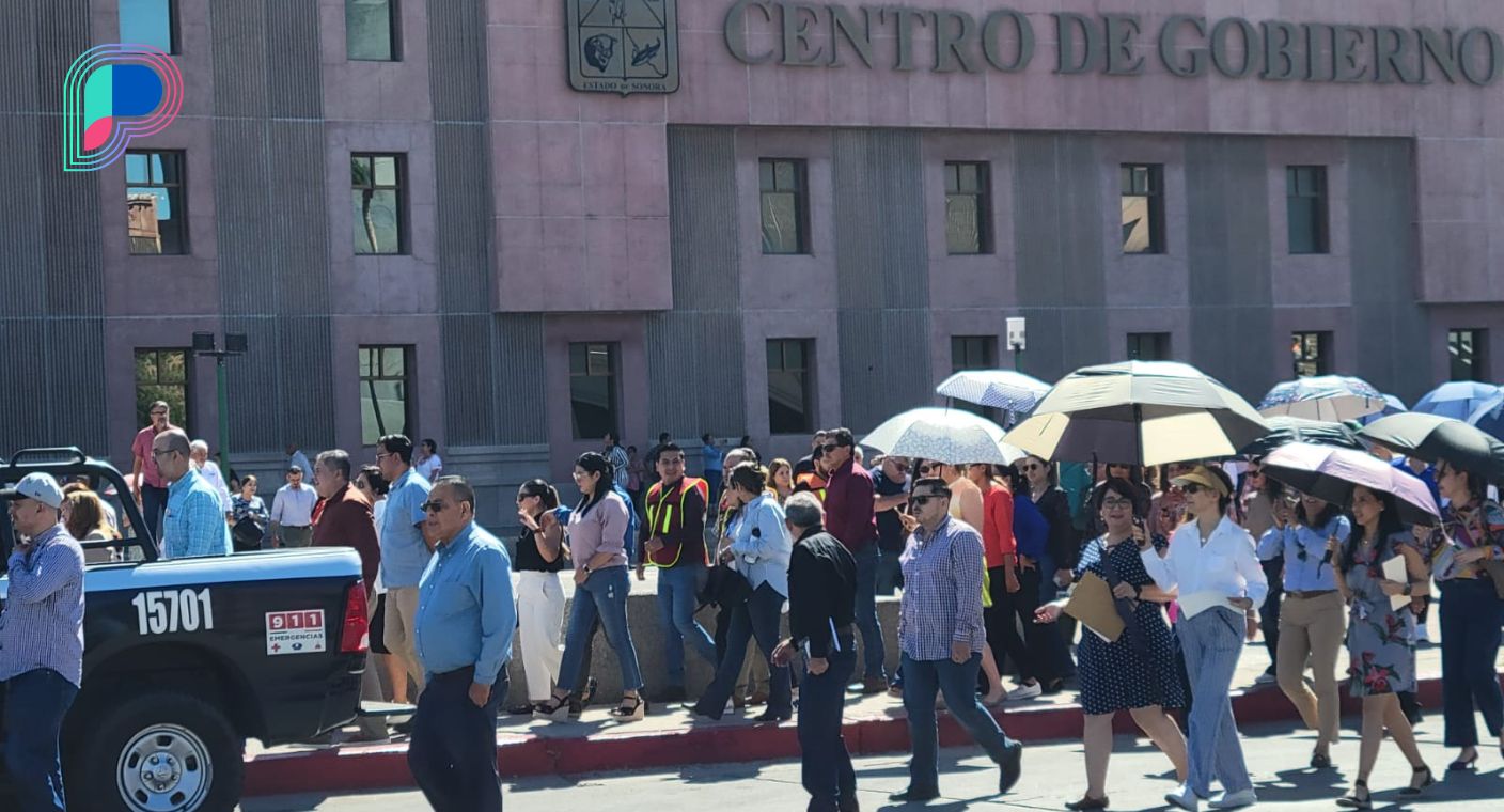 Realizan simulacro nacional con éxito trabajadores en centro de gobierno de Hermosillo