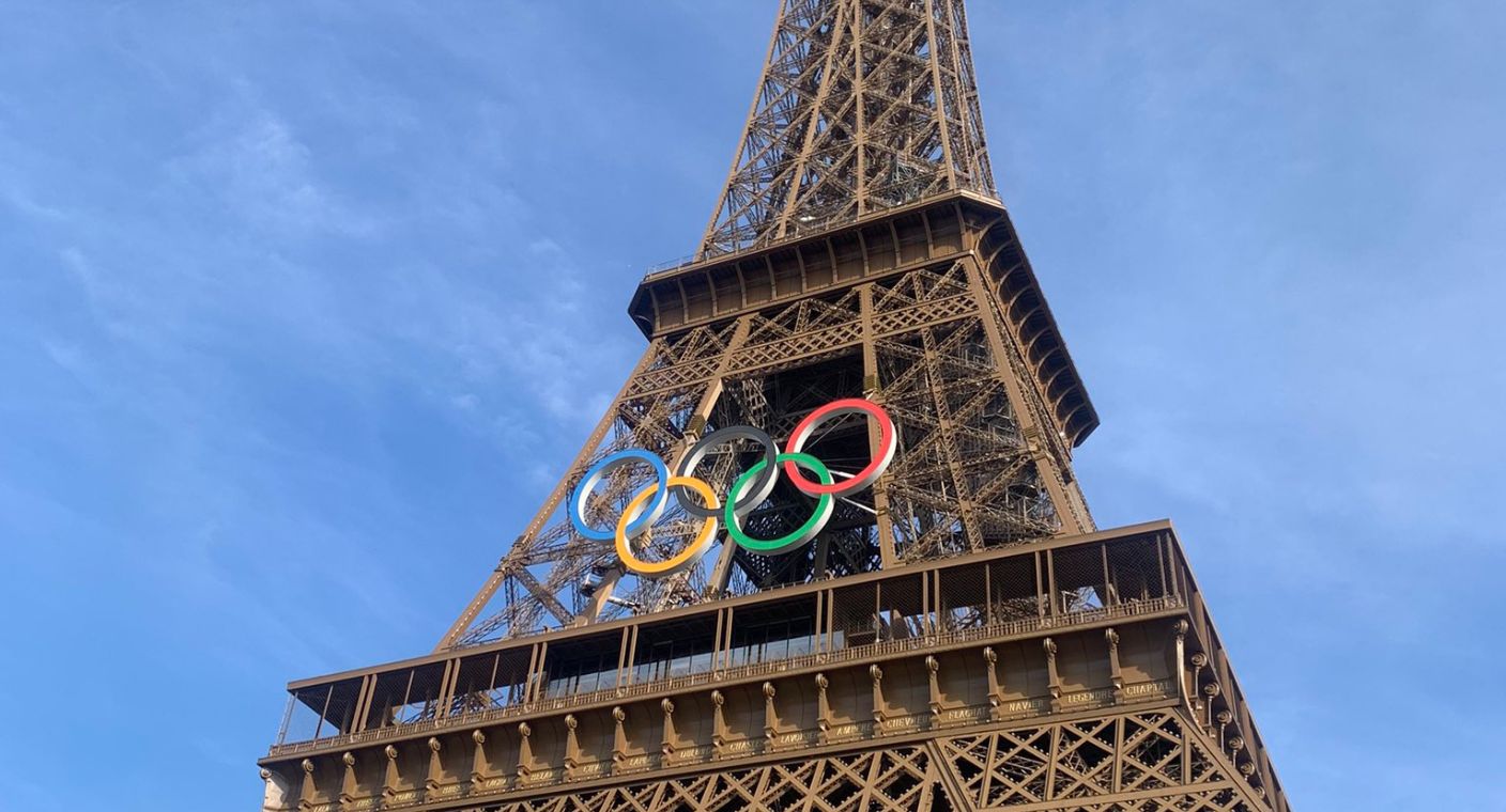 Rechazan descendientes de Gustavo Eiffel dejar anillos olímpicos en la famosa torre de París