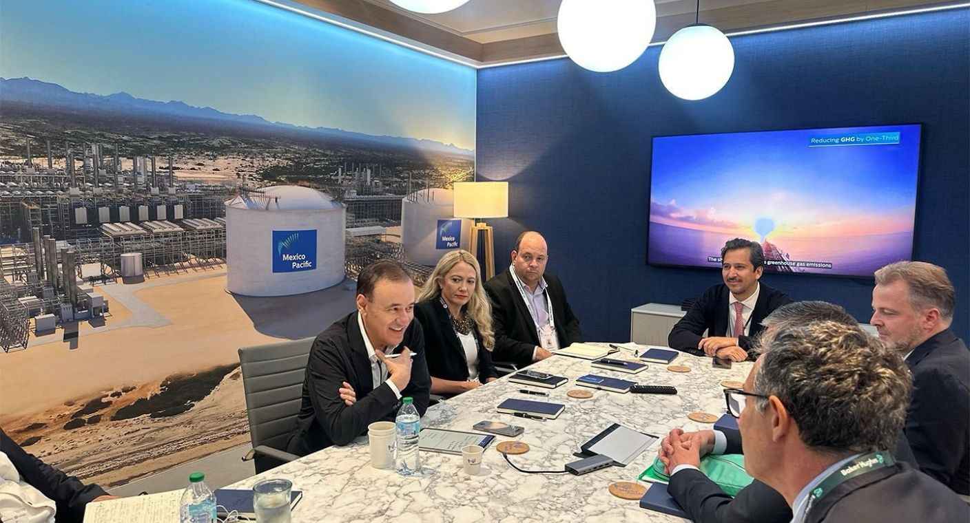 Impulsa Alfonso Durazo Plan Sonora ante empresas de talla mundial en Gastech 2024 en Texas