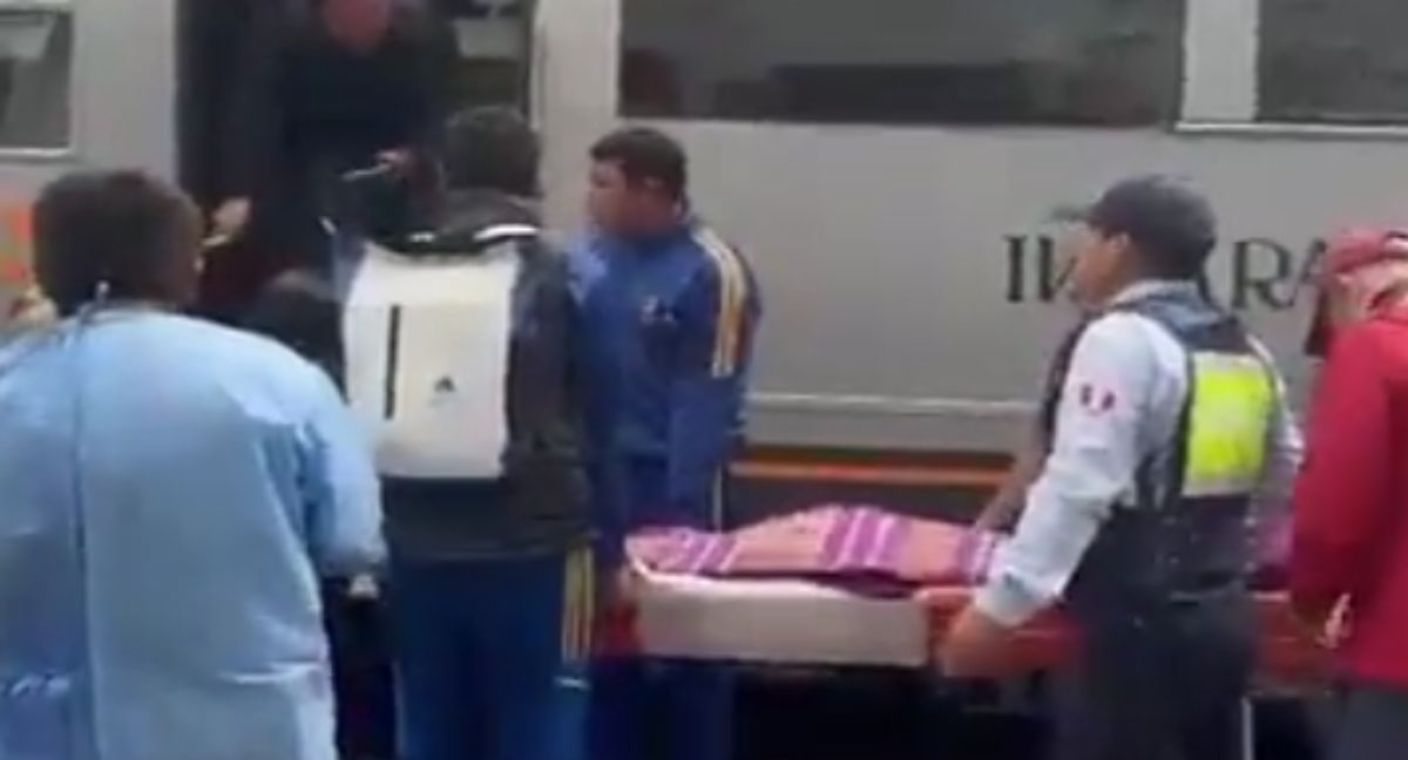 Regresan al país 4 mexicanos heridos tras accidente en Perú