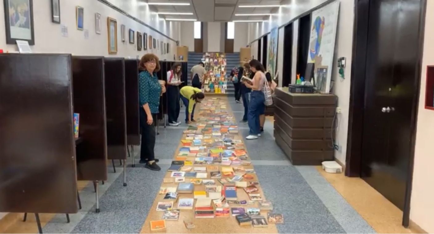 ‘Siembra y Cosecha de libros’ la misión de Sofía Rayas en la Biblioteca Fernando Pesqueira