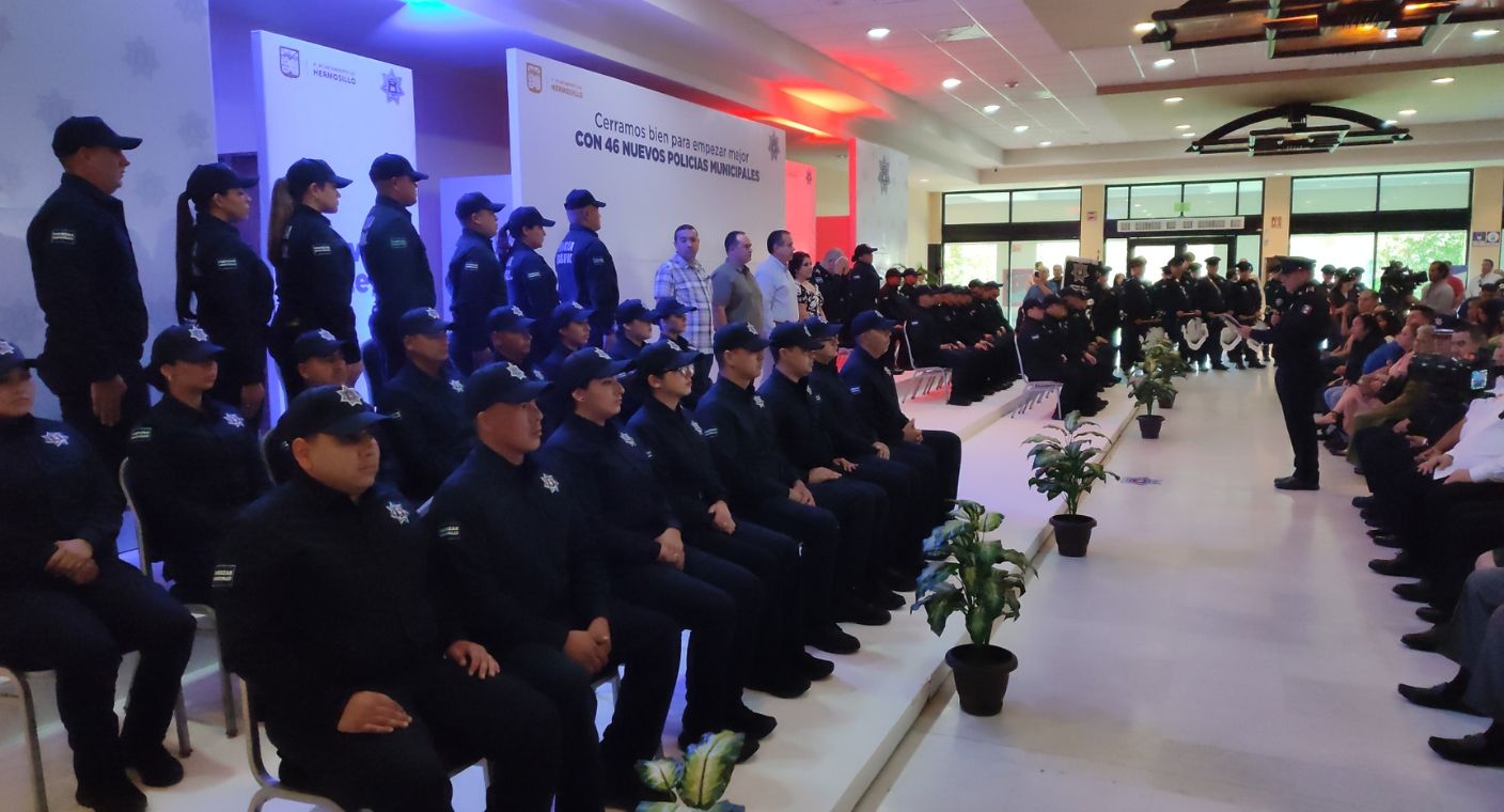 Aumenta 20% cuerpo de Policía de Hermosillo con llegada de 46 nuevos oficiales