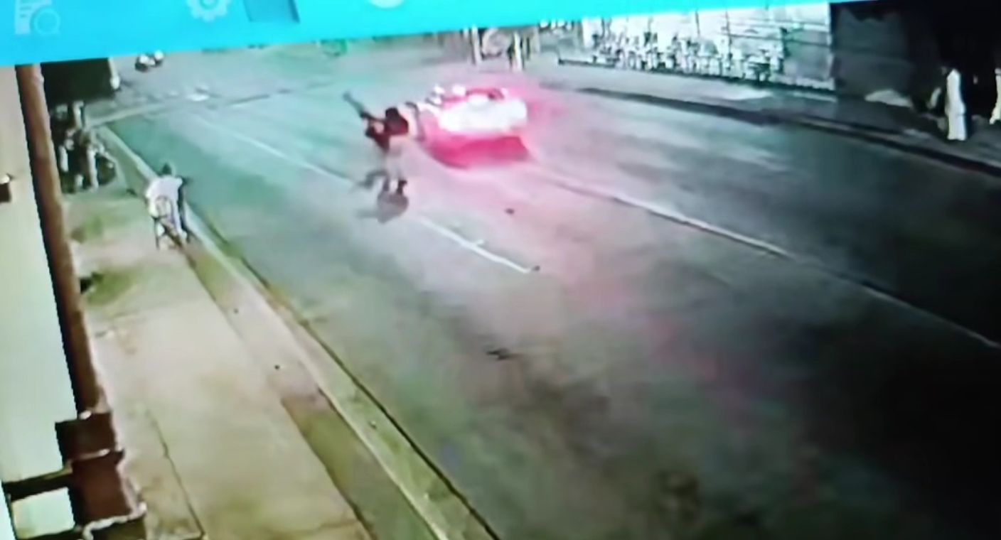 Conductor se da a la fuga tras atropellar a peatón en el Centro de Hermosillo