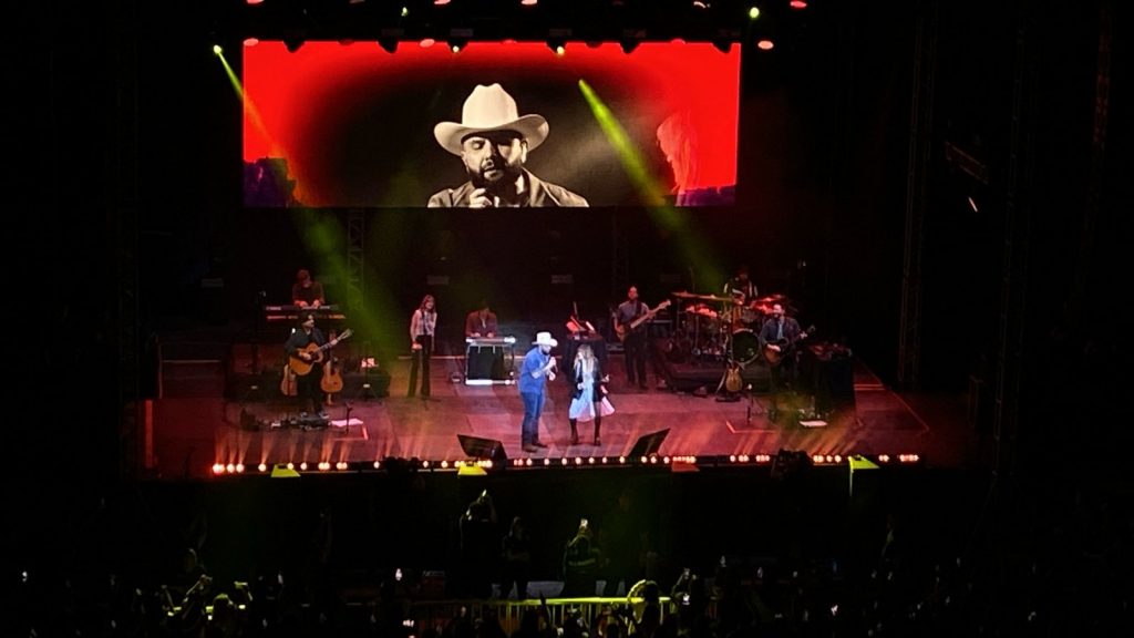 Carin León sorprende en concierto de Kany García en Hermosillo - Proyecto Puente