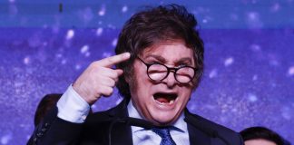 Javier Milei celebra triunfo de su partido en elecciones legislativas y promete “la construcción de la Argentina grande”