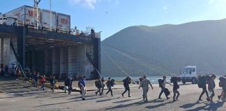 Recatan elementos de Marina a 27 menores que se encontraban a bordo de embarcación en La Paz, BCS