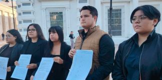 Jóvenes entregan pliego petitorio para impulsar Ley 1 de Noviembre tras tragedia en Waldo’s en Hermosillo