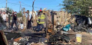 Vivienda de cartón queda consumida tras incendio al norte de Hermosillo