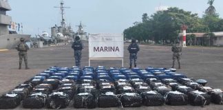 Asegura Marina 2.5 toneladas de cocaína en costas de Michoacán