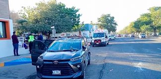 Tercer accidente en 24 horas al norte de Hermosillo: camioneta vuelca tras impacto