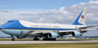 El Air Force One, con Trump a bordo, regresa a tierra tras detectar un "problema eléctrico menor"