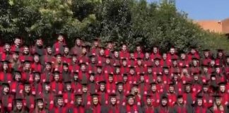 Hasta 33 heridos deja colapso de gradas en plena foto de graduación universitaria en CDMX (VIDEO)