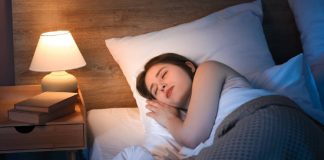 Cómo duermes y qué revela sobre tu salud mental, según este test