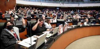 Avanza reforma para reducir jornada laboral a 40 horas: la aprueban en comisiones del Senado