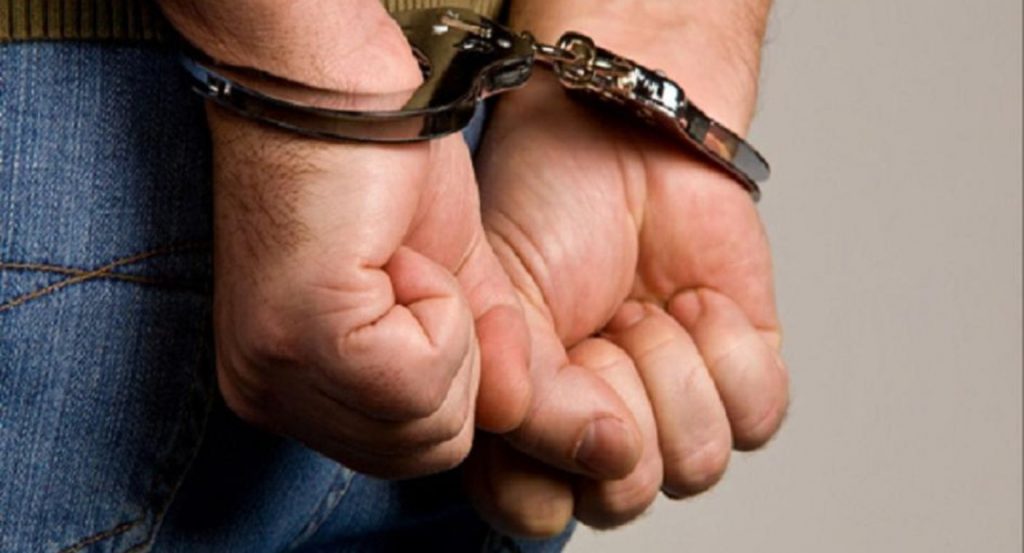 Detienen a hombre tras ser sorprendido tocando las partes íntimas de una menor al norte de Hermosillo