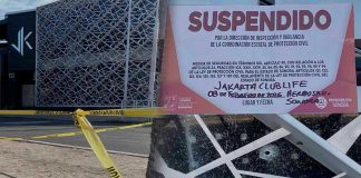 Sellos de aseguramiento colocados por la Fiscalía en bar del bulevar Rodríguez tras ataque armado.