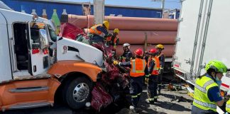 Carambola en carretera desata caos en Querétaro; reportan dos muertos y 15 heridos