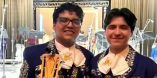 Legisladores de EEUU piden liberar a dos jóvenes mariachis mexicanos detenidos en centros migratorios de Texas