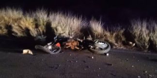 Muere motociclista tras presunto choque en la carretera Hermosillo–Ures; cuerpo fue arrollado por varios vehículos Muere motociclista tras presunto choque en la carretera Hermosillo–Ures; cuerpo fue arrollado por varios vehículos