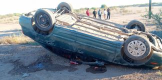 Volcadura deja 6 lesionados, 2 de ellas menores, en accidente en la Costa de Hermosillo