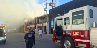 Se registra incendio en comercio del Centro de Hermosillo por acumulación de gas: bomberos controlan incidente Se registra incendio en comercio del Centro de Hermosillo por acumulación de gas: bomberos controlan incidente