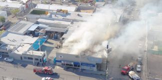 Investiga Bomberos posible explosión como causa del incendio en negocio del centro de Hermosillo Investiga Bomberos posible explosión como causa del incendio en negocio del centro de Hermosillo