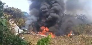 Avión militar se accidenta al despegar en Colombia; reportan hasta 100 personas a bordo