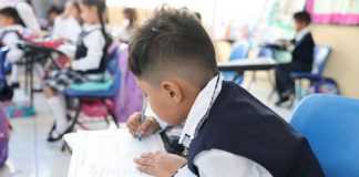 Reprueba Unesco a estudiantes de México en lectura y advierte que 7 de cada 10 escuelas no tienen internet