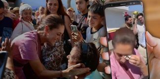 Lastiman a Sheinbaum en el ojo durante gira en Nayarit: VIDEO