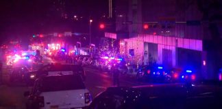 Tiroteo deja 3 muertos y otras 14 personas heridas en Austin, Texas Tiroteo deja 3 muertos y otras 14 personas heridas en Austin, Texas