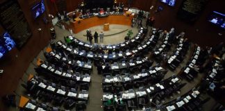 Senadores se aumentan el sueldo a más de 132 mil pesos mensuales