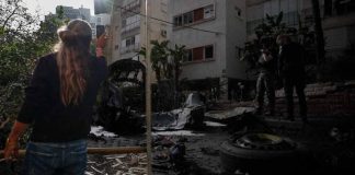 Irán golpea con seis oleadas de misiles a Israel; impacto en edificio de Haifa deja heridos Irán golpea con seis oleadas de misiles a Israel; impacto en edificio de Haifa deja heridos