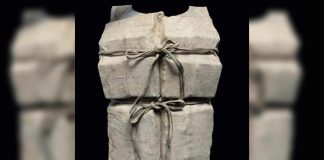 Venden chaleco salvavidas de superviviente del Titanic por 906 mil dólares