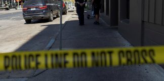 Tiroteo en parque deja 2 muertos y varios heridos tras una “pelea planeada” en Carolina del Norte, EEUU