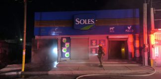 Bomberos sofocan incendio en expendio de carne al norte de Hermosillo