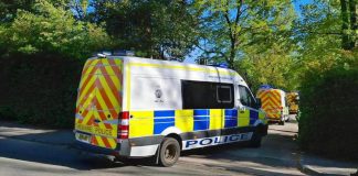 Dos mexicanos detenidos en Reino Unido durante redada contra secta por agresión sexual y esclavitud moderna