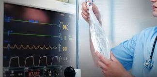 Trombosis, reacciones alergicas e infecciones pueden provocar sueros vitaminados, advierte especialista tras 6 muertes en Hermosillo