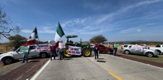 Paro de transportistas deja bloqueos en varios estados, pese a baja participación: Segob Paro de transportistas deja bloqueos en varios estados, pese a baja participación: Segob